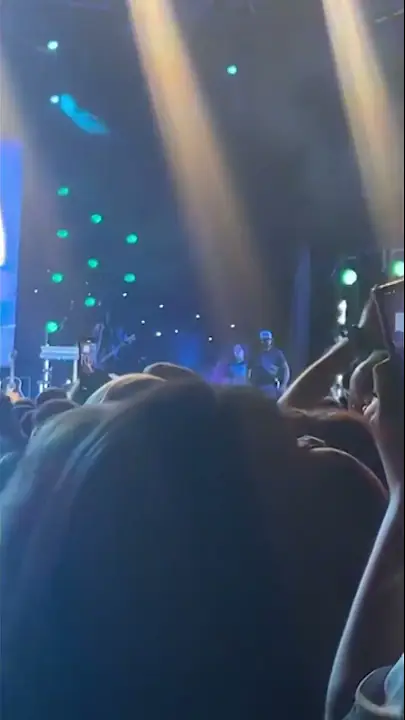 Video: Who threw phone at Bebe Rexha? (Bebe Rexha hit in face by fan’s phone)