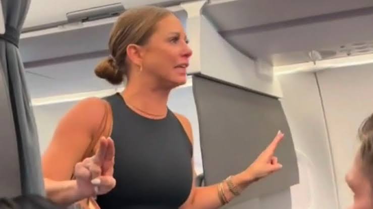 Tiffany Gomas viral plane lady video original YouTube